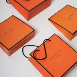 Χάρτινη Τσάντα Δώρου - Τετράγωνη