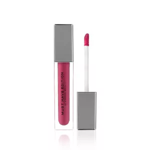 Maximising lip gloss 05